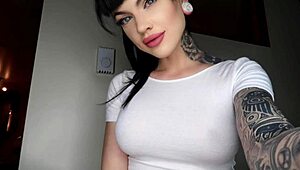 Stunning Camgirl Opens Tight Pussy Wide in Crystal HD