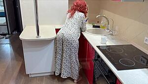 Mature Stepmom With Big Ass Surprised by Dick in Tight Anal