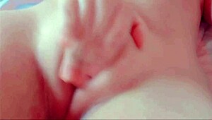 Virgin girl's tight pussy feels so innocent