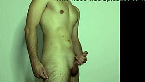 Watch this young amateur masturbate on high quality webcam