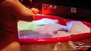 Melody Antunes Fucks Fan In Motel Bathtub