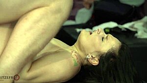 Hitzefrei hot brunette picked up for one night stand