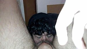 Straight Dutch Student Tries Gay Sex for First Time.