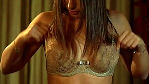 Jade Laroche explores fantasies with masked doggystyle