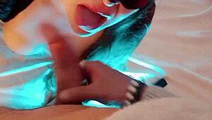 mi madrastra latina show tetas grandes?