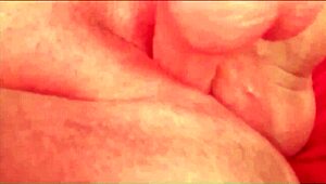 my friend's ex sent me a christmas gift 😏