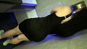 picking up cute girl for dinner, ends with paying via good time