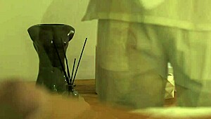 The masseur seduces slutty pussy during session and fucks her passionately on table