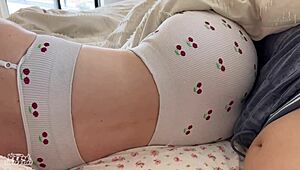 redhead gf beggin’ for mornin’ creampie, uh, spanish subs