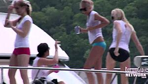Partygoers strip naked on houseboats at Lake of the Ozarks