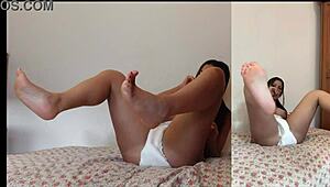 मॉमी पैसिफायर रिग्रेशन लैटिना एमेच्योर डायपर रोलप्ले में