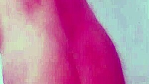 Using a Vibrator Secretly in the USA