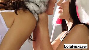 wanna play with furry hat babes like lola foxx?