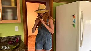 Natural country girl gets her first creamy finish. Blue-eyed beauty shines.