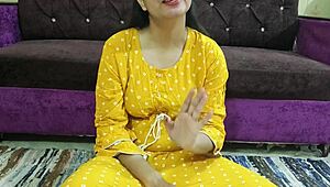 सुंदर इंडियन भाभी देवर को सेक्स के लिए मजबूर करती है। हिमाचली ऑडियो डर्टी टॉक कैप्चर करता है।