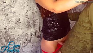 मुझे अपनी पैंटी पर कम करना है नाइटक्लब जाने से पहले