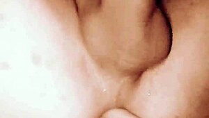 Ever Tried Fisting in Retro Style? Tell Me About It!