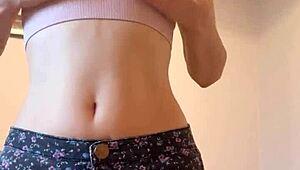 i’m so horny, which hole do you wanna fuck first, maiskii?