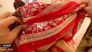 इंडियन देसी मिल्फ मसिव ऐस के साथ स्टेमी होममेड एक्शन में डोमिनेट करती है