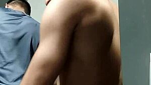 O Cara Ficou Me Olhando Durante O Treino Levei Ele Pro Banheiro E Coloquei Para Mamar Amateurs Gay Cock Lover Bodybuilder Assfucking Muscular Nerd Anal Gym