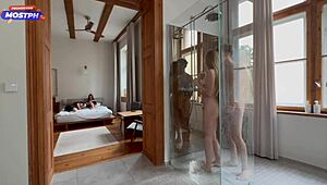 She Joins Amateur Group In Shower For Subtle Sucking And Cowgirl Fun