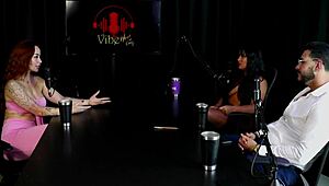 Hell yeah! Safada flashes tits and shakes for fiance after exposing couple hypocrisy - casal cherie