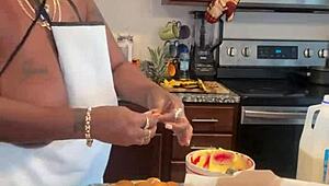 Making Banana Pudding With Natural Ingredients