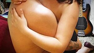 Mommy sucks stepdad's monster cock at home 😏