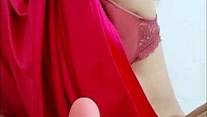 न्यू ईयर चैलेंज इंडियन ड्रेसअप मुठ मारते हुए!