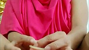 न्यू ईयर चैलेंज इंडियन ड्रेसअप मुठ मारते हुए!