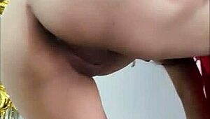 न्यू ईयर चैलेंज इंडियन ड्रेसअप मुठ मारते हुए!