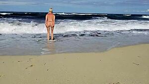 Missspisss Update 10: Mallorca Beach Flashing on Nov 11, 2024