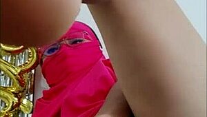 न्यू ईयर चैलेंज इंडियन ड्रेसअप मुठ मारते हुए!