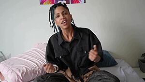 Singer records clip but ends up licking and kissing muscular assistant's ass