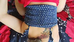 Adorable Performer Engages In Oral Activity Post-Menstruation