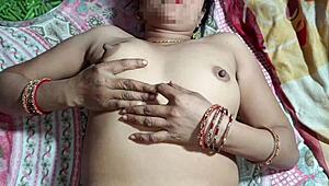 इंडियन क्यूटी सरप्राइजिंग कंट्री रैंच सीन में शाइन करती है