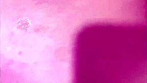 Me la cojo r�pido en el ba�o la acabo de conocer en una fiesta y me la cojo en el ba�o del antro