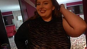 A night with Mia Dior outdoors