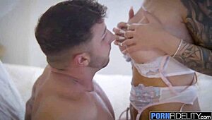 अरे मिशा मेवर, रूसी राजकुमारी बनकर लंड चढ़ना कैसा लग रहा है?