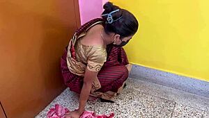 मलिक नौकरानी को रॉ देसि स्टाइल में बेंग करता है