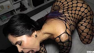 WOW, big ASS wifey in fishnet craving hard DOGGYSTYLE action!