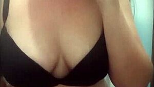 Spying on Sexy Argentine Teacher Peeing During Mexico Trip