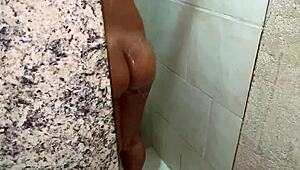a vizinha shaving her pussy in the shower, and i just slid right into her tight brazilian hole.