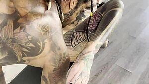 Tattooed Sexy Princess Trains with Damilvvs in Gay Session