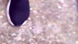 Hot patricinha with pink pussy climbs hill craving street action