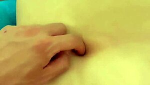 Feeling so turned on sliding a finger into this beautiful navel close-up