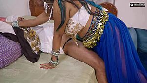 सेथ दुबई से उड़ा देसी डांसर मल्लू लड़की को चोदने। फुल हिंदी ऑडियो मूवी शामिल।