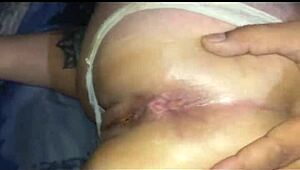 Me gusta que me COJAN la garganta y me DEN de perrito por mi chincheta mojada