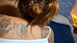 comprei uma cama king e inalgurei com minha amiga blonde e nos duas levamos gozada na boca do meu marido