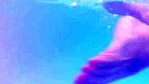 Melissa the Mermaid, Man I’m Trippin’ Over Her Poolside Curves and Brown Eyes